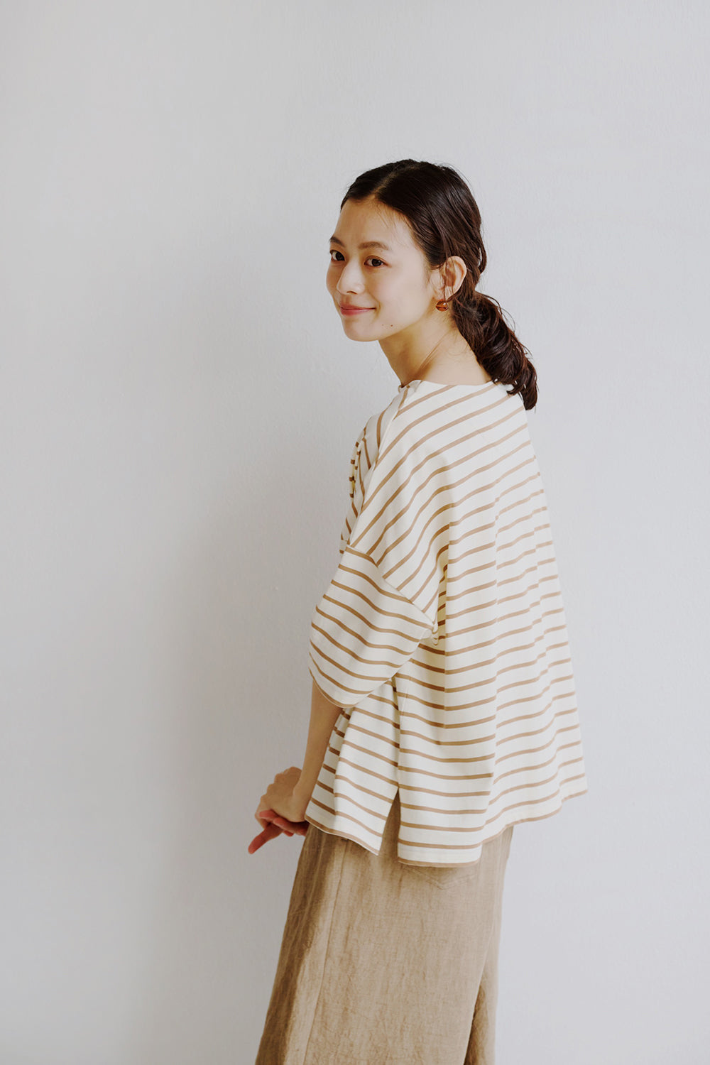 OVERSIZED BOAT NECK STRIPED T-SHIRT